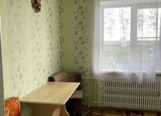 Продаю 2-комнатную квартиру, 53 м2, поселок Сахзаводской, Комсомольская площадь, 28