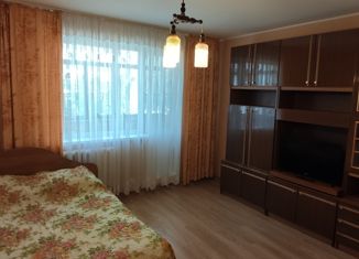 Продается 2-ком. квартира, 43 м2, Каменск-Уральский, Свердловская улица, 10