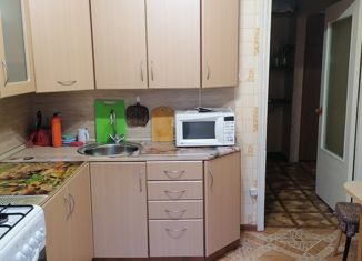 Сдаю 1-ком. квартиру, 40.2 м2, Кольчугино, улица Шмелева, 2
