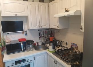 Двухкомнатная квартира на продажу, 39 м2, Москва, улица Введенского, 13к1, метро Беляево