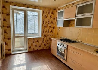 Продажа 2-комнатной квартиры, 54 м2, Челябинская область, улица Калмыкова, 6