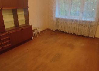 Продам 1-ком. квартиру, 43 м2, Заречный, Комсомольская улица, 24
