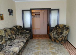 Продажа 3-ком. квартиры, 65.8 м2, Тихорецк, улица Чапаева, 2/1