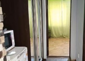 Продаю 2-ком. квартиру, 42 м2, поселок Бахчеево, Социалистическая улица, 2