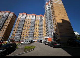 Продается 2-комнатная квартира, 52 м2, Чебоксары, улица Юрия Гагарина, 47к4, Калининский район