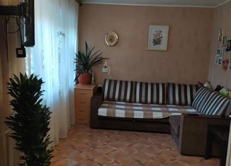 Продается трехкомнатная квартира, 52.4 м2, Новосибирск, Первомайский район, Первомайская улица, 200