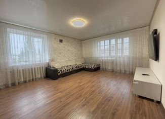 Продажа 4-комнатной квартиры, 89.2 м2, Салават, бульвар Салавата Юлаева, 19А