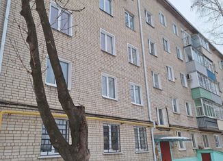 Продается 3-ком. квартира, 51.2 м2, город Семилуки, улица Чапаева, 58