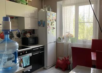 Продается двухкомнатная квартира, 57.2 м2, Челябинская область, Винницкая улица, 4А
