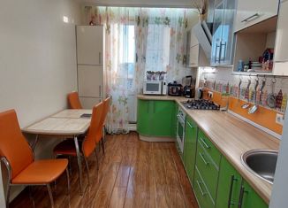 Продается трехкомнатная квартира, 73.1 м2, Тюменская область, улица Республики, 75