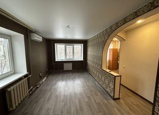 Продается однокомнатная квартира, 30 м2, Саратовская область, улица имени А.П. Шехурдина, 56