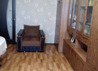 Продам 2-ком. квартиру, 53 м2, Гуково, улица Костюшкина, 45