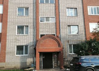 2-комнатная квартира на продажу, 76 м2, Бирск, улица Гагарина, 93А