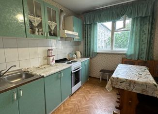 Продам 3-комнатную квартиру, 58 м2, Мурманск, улица Аскольдовцев, 25к4