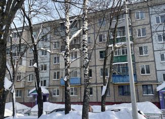 Продаю двухкомнатную квартиру, 45 м2, Чебоксары, проспект Мира, 15А, Ленинский район