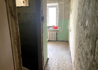 Продам 2-ком. квартиру, 48 м2, Каменск-Шахтинский, переулок Башкевича, 98