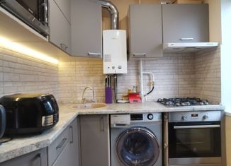 Продаю двухкомнатную квартиру, 43.7 м2, Нижний Новгород, улица Никиты Рыбакова, 7, улица Никиты Рыбакова