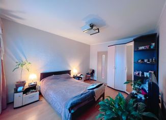 Продам трехкомнатную квартиру, 79.2 м2, Санкт-Петербург, проспект Пятилеток, 16к2, проспект Пятилеток