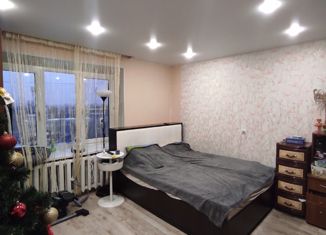 Продается 1-ком. квартира, 38 м2, Тихвин, 3-й микрорайон, 11