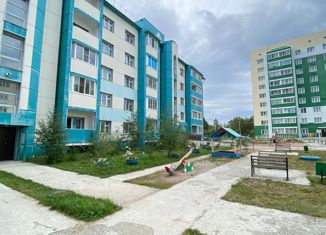 Продажа 2-ком. квартиры, 68.5 м2, Нерюнгри, Сосновая улица, 1