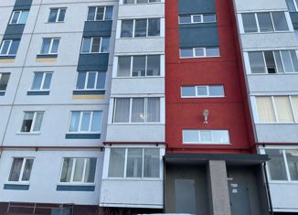 Продаю 1-комнатную квартиру, 30 м2, Новгородская область, Большая Московская улица, 128к1