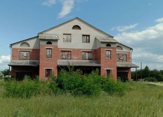 Продаю дом, 980 м2, Обоянь, улица Кирова, 96