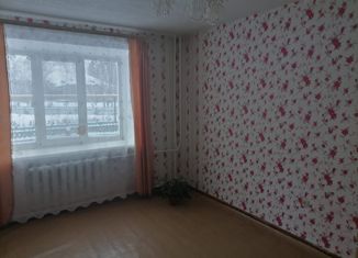 Продам 2-комнатную квартиру, 40 м2, село Бакалы, площадь Ворошилова, 8