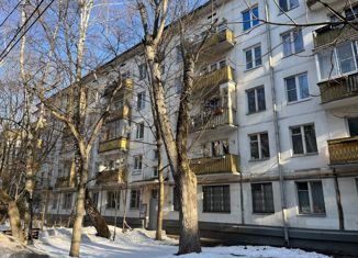 Продается двухкомнатная квартира, 45 м2, Москва, улица Кравченко, 16к1, метро Проспект Вернадского