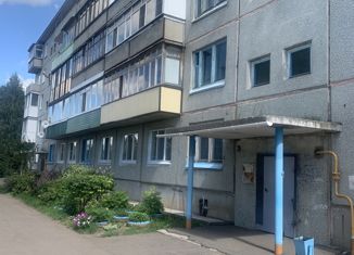 Продаю двухкомнатную квартиру, 50.9 м2, Калачинск, Строительная улица, 2