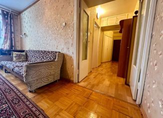 Продается 3-комнатная квартира, 53.9 м2, Ижевск, жилой район Север, улица 10 лет Октября, 8