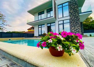 Продаю дом, 250 м2, поселок Дубравный, улица Мичурина, 31