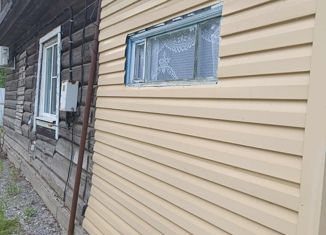 Продаю 3-ком. квартиру, 47 м2, село Константиновка, Международная улица, 18