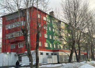 Продается трехкомнатная квартира, 59.8 м2, Сатка, улица Бочарова, 9