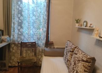 Продаю 2-комнатную квартиру, 50 м2, Новотроицк, улица Мичурина, 18А