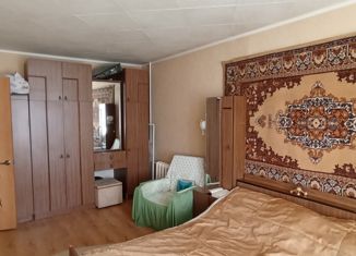 Продаю 1-комнатную квартиру, 27.5 м2, Курган, 1-й микрорайон, 30, Заозёрный район