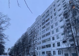 Продается трехкомнатная квартира, 57.1 м2, Санкт-Петербург, проспект Солидарности, 15к1, муниципальный округ Оккервиль