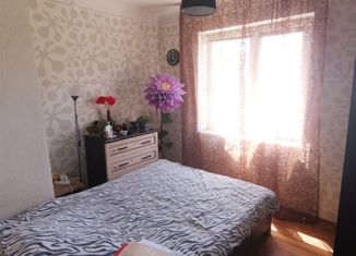 Трехкомнатная квартира на продажу, 48 м2, посёлок городского типа Энем, улица Ильницкого, 3