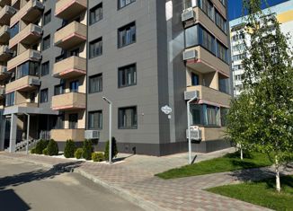 Продаю 2-комнатную квартиру, 69 м2, поселок городского типа Афипский, улица 50 лет Октября, 104