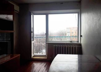 Продается 2-ком. квартира, 42.4 м2, Новокубанск, Спортивная улица, 41