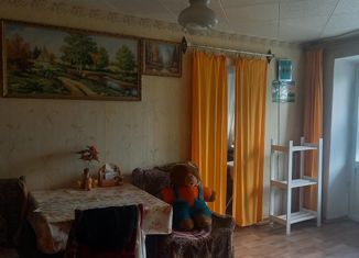 Продам двухкомнатную квартиру, 43.9 м2, поселок городского типа Стройкерамика, улица Дружбы, 11