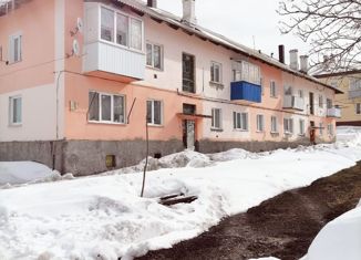 Продажа 2-комнатной квартиры, 41.7 м2, Кемеровская область, Молодёжная улица, 3