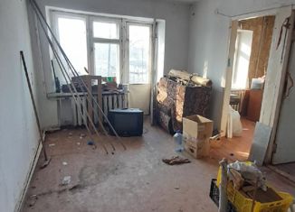 Продам 3-ком. квартиру, 42 м2, Оренбургская область, 1-й микрорайон, 8