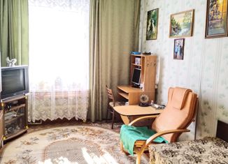 Двухкомнатная квартира на продажу, 53 м2, Артёмовский, Садовая улица, 6