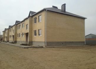 Продам двухкомнатную квартиру, 64 м2, село Троицкое, улица Номто Очирова, 1А