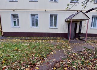 Продаю 1-ком. квартиру, 32.4 м2, Рузаевка, улица Маяковского, 143