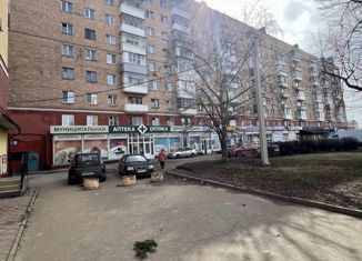 Продается двухкомнатная квартира, 38.5 м2, Орловская область, набережная Дубровинского, 62