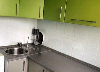 Продаю 2-комнатную квартиру, 49 м2, Кемерово, Спортивная улица, 38, Центральный район