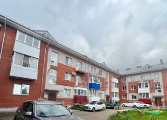 Продам 2-ком. квартиру, 45.7 м2, Кунгур, улица Просвещения, 15