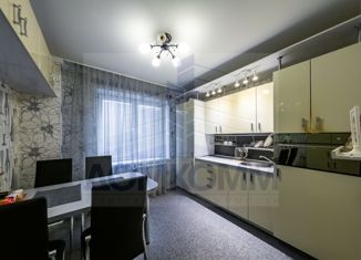 Продам однокомнатную квартиру, 44 м2, Екатеринбург, улица Щорса, 105