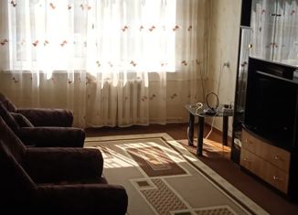 Продается 2-комнатная квартира, 48.3 м2, поселок городского типа Шушенское, 2-й микрорайон, 26